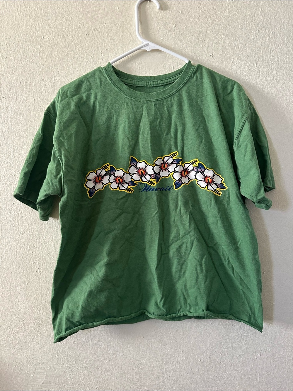 Green Floral Hawaii Crop Tee